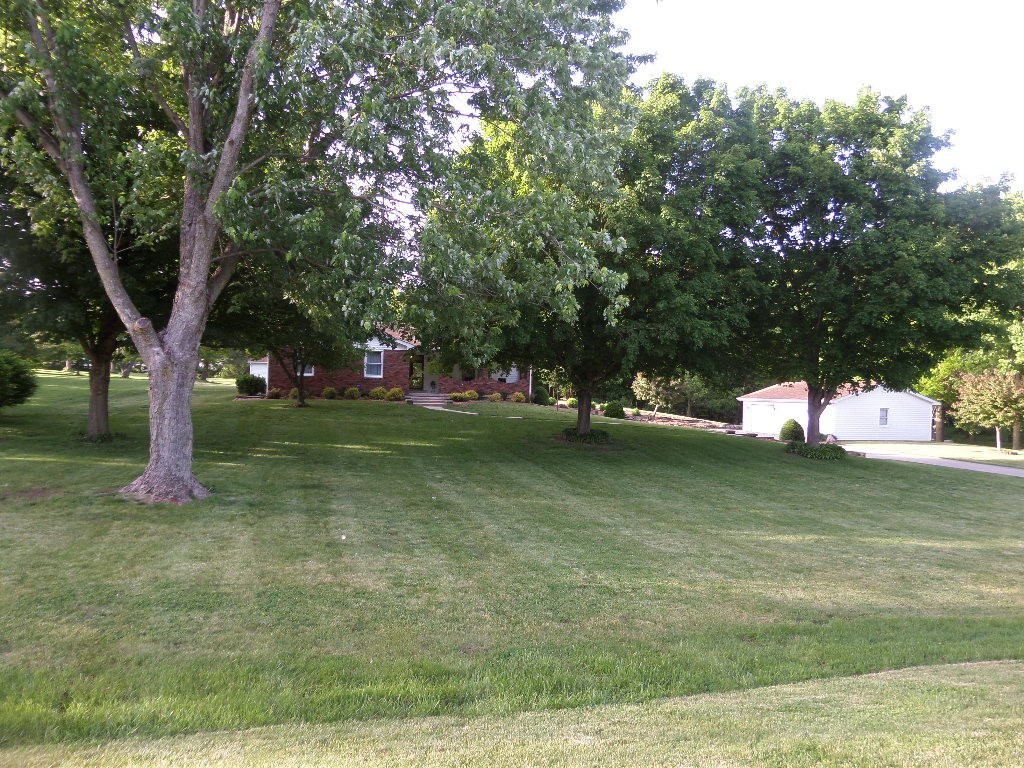 7935-e 225n County Road Charleston, IL 61920 - Photo 24 of 34