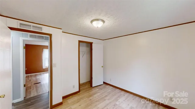 $289,000 | 71 London Lane, Clyde, NC 28721