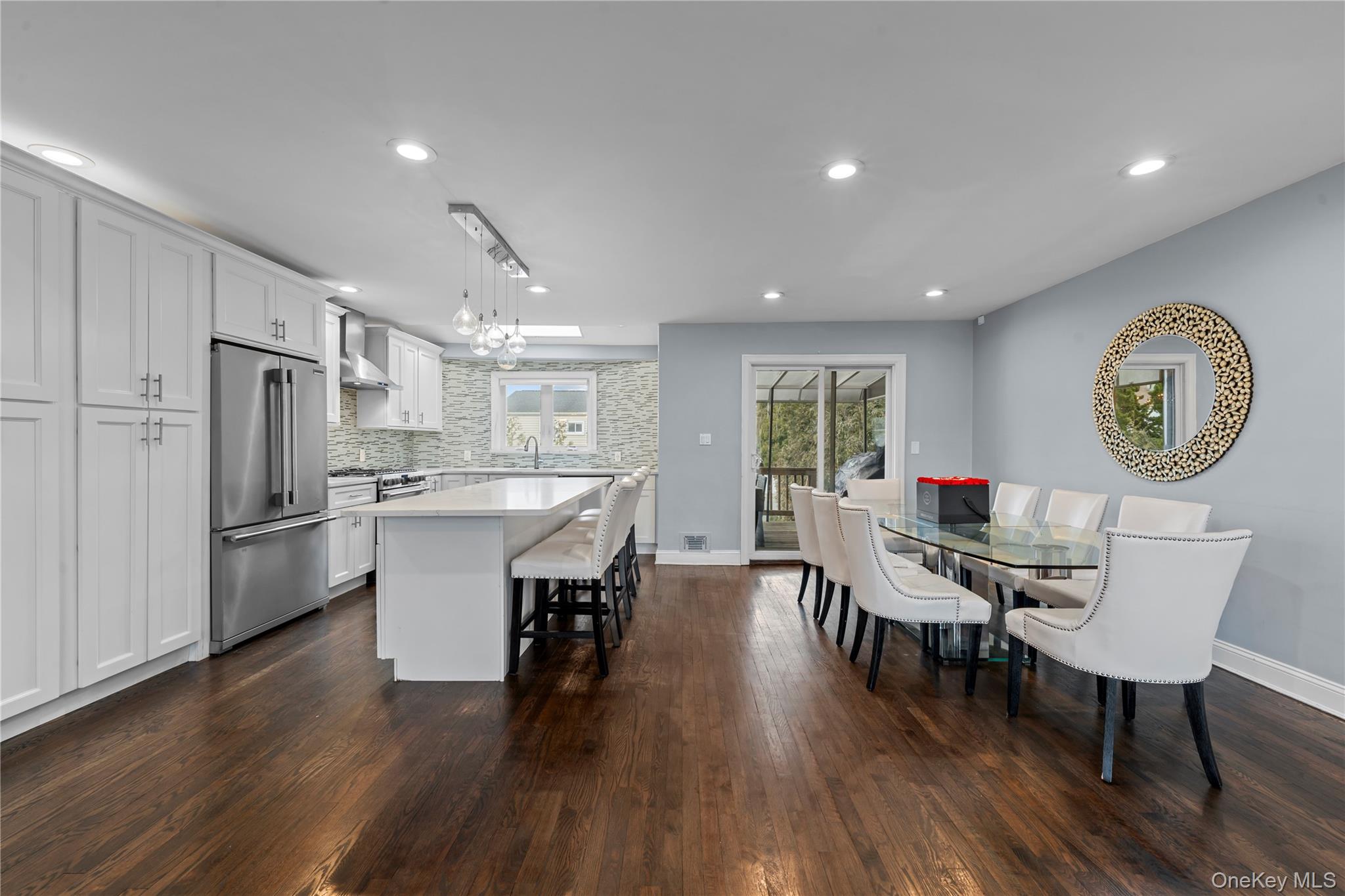 2812 Covered Bridge Road Merrick, NY 11566 - Photo 11 of 35