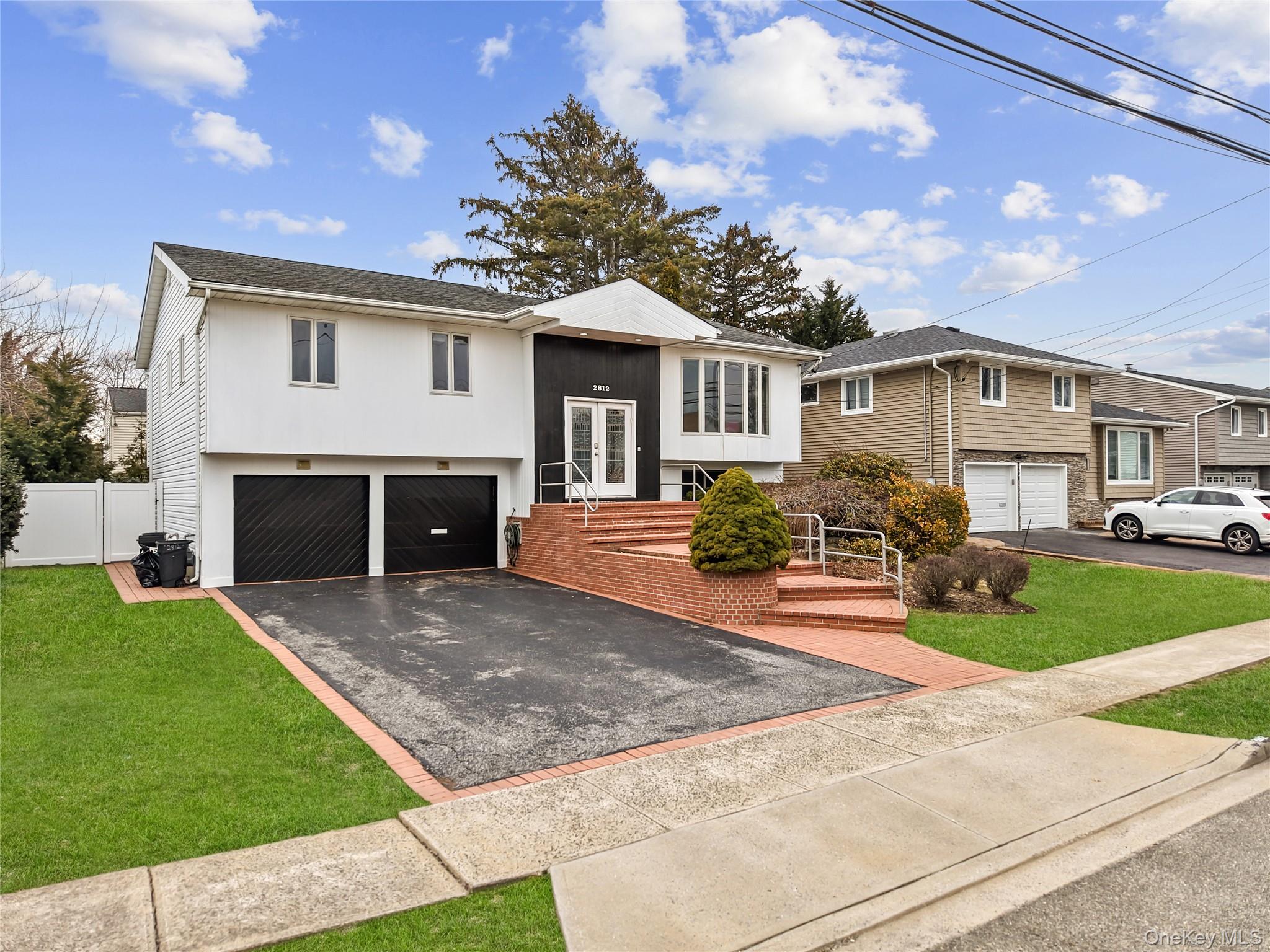 2812 Covered Bridge Road Merrick, NY 11566 - Photo 3 of 35