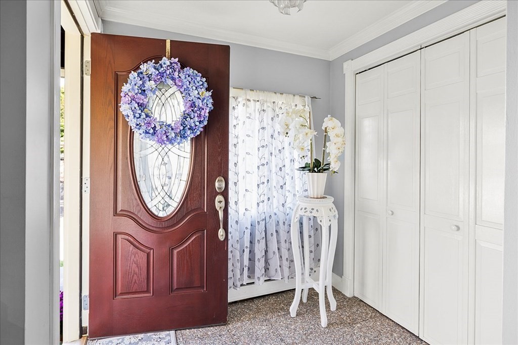 3 Greenview Road Stoneham, MA 02180 - Photo 3 of 33 Gallery Image 3