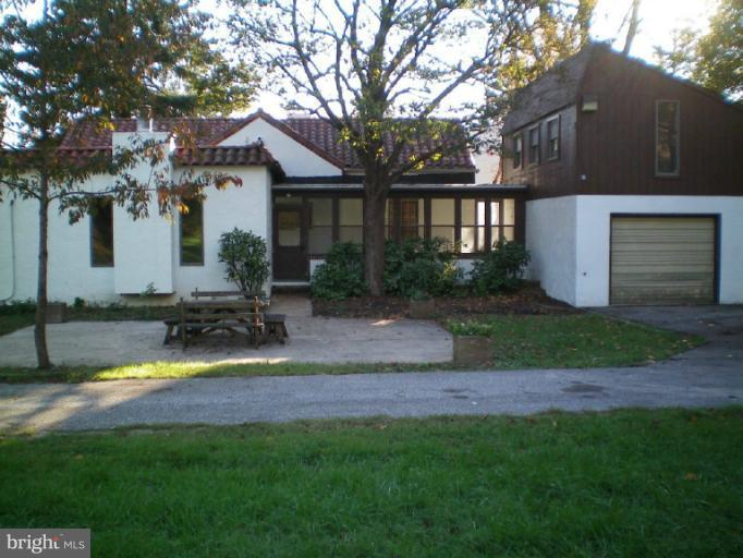 720 Howard Road Pikesville, MD 21208 - Photo 6 of 9 Exterior (Rear)