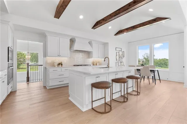 $784,900 | 1504 Northeast Stewart Place, Lee's Summit, MO 64064