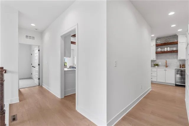 $784,900 | 1504 Northeast Stewart Place, Lee's Summit, MO 64064