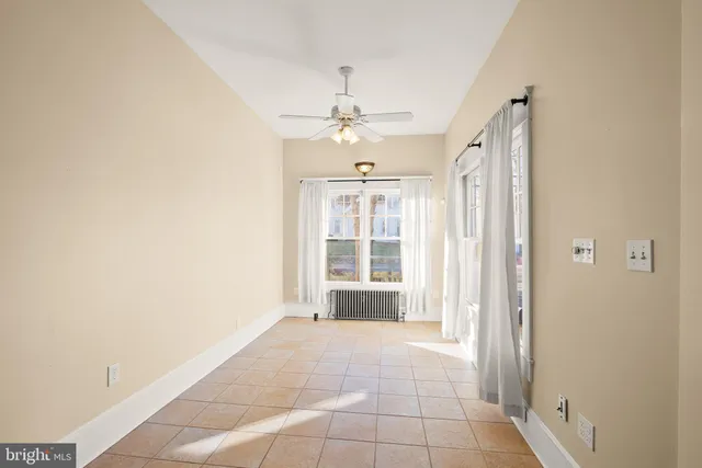 $750,000 | 820 Locust Street, Herndon, VA 20170