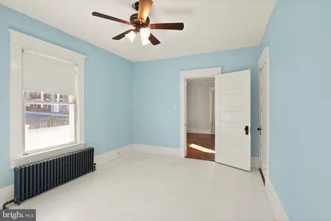 $750,000 | 820 Locust Street, Herndon, VA 20170