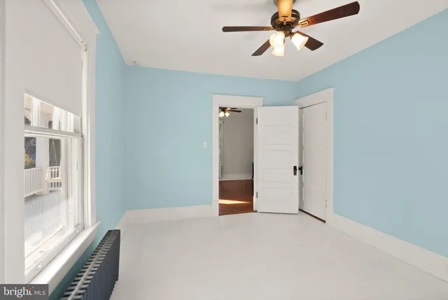 $750,000 | 820 Locust Street, Herndon, VA 20170