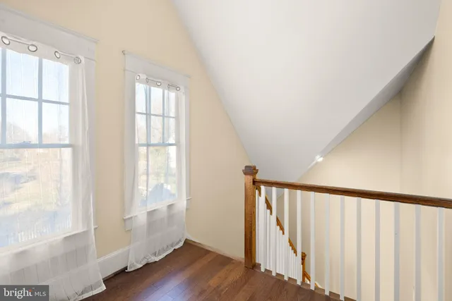 $750,000 | 820 Locust Street, Herndon, VA 20170