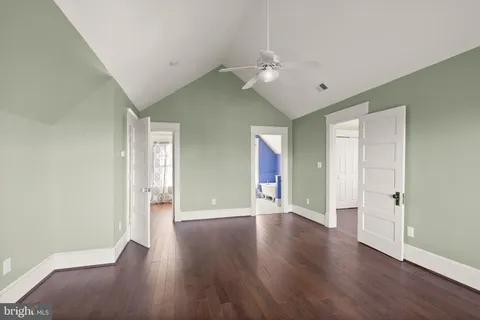 $750,000 | 820 Locust Street, Herndon, VA 20170