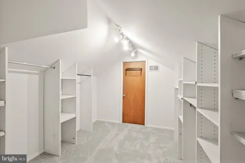 $750,000 | 820 Locust Street, Herndon, VA 20170