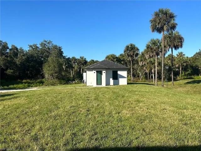 $1,500 | 3617 26th Avenue Southeast, Naples, FL 34117