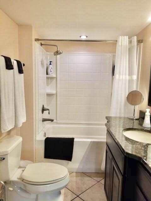 4292 Pier Road Benton Harbor, MI 49022 - Photo 4 of 30 A3A3BF76-3B68-44DF-823F-227C532DE0FF