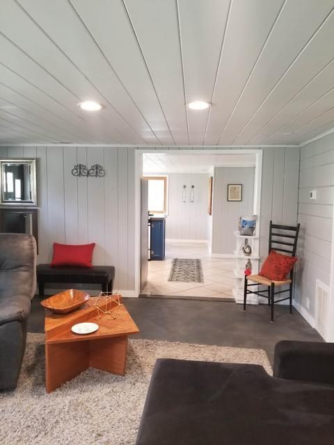 4292 Pier Road Benton Harbor, MI 49022 - Photo 6 of 30 EE4E1E37-FEF0-4ABD-BEB6-2BA17B7251B3