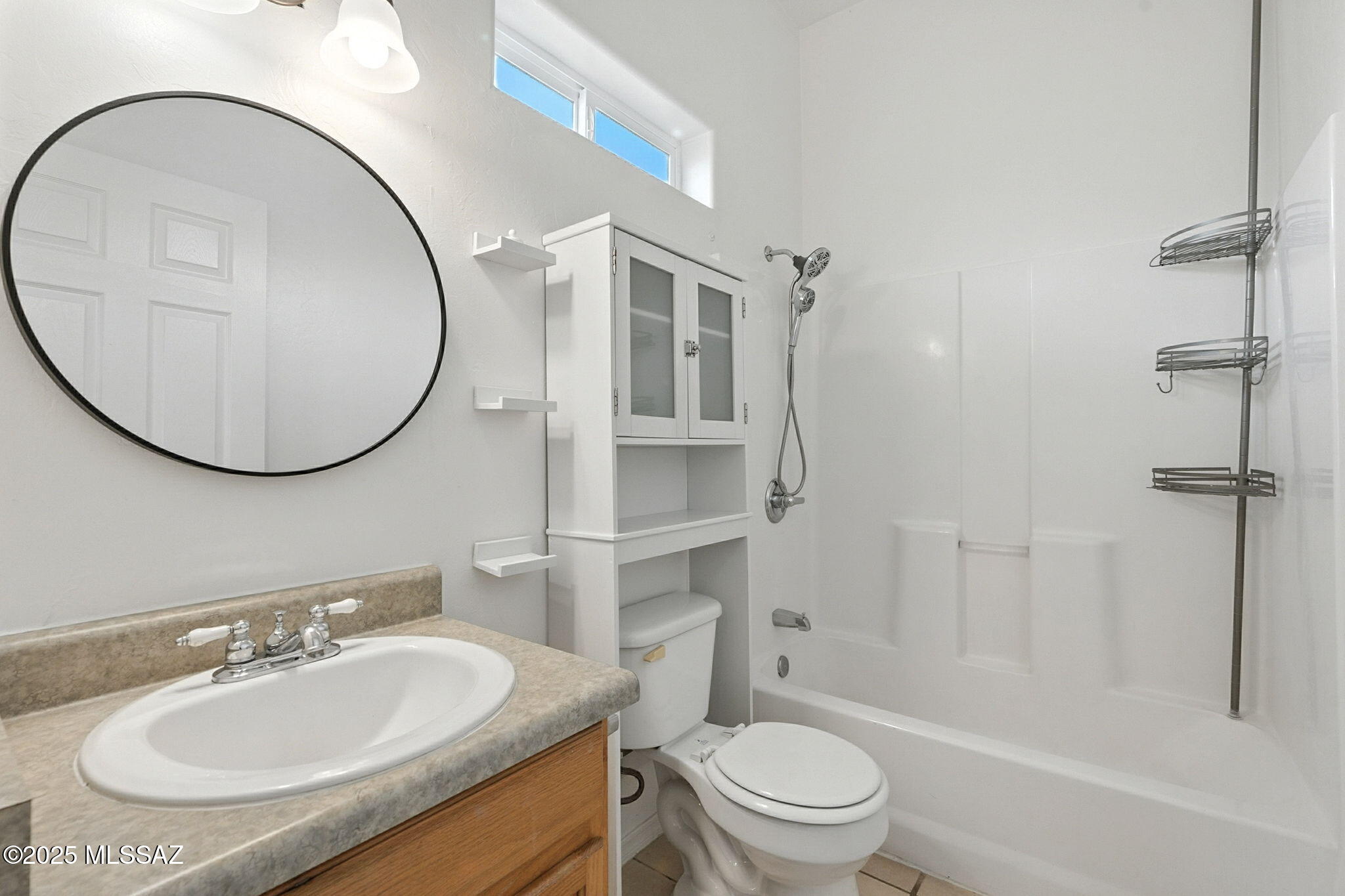 1186 Yesal Court Rio Rico, AZ 85648 - Photo 6 of 13 Gallery Image 6