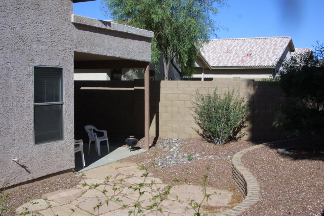 3705 South Conestoga Road Apache Junction, AZ 85119 - Photo 4 of 5 Backyard2