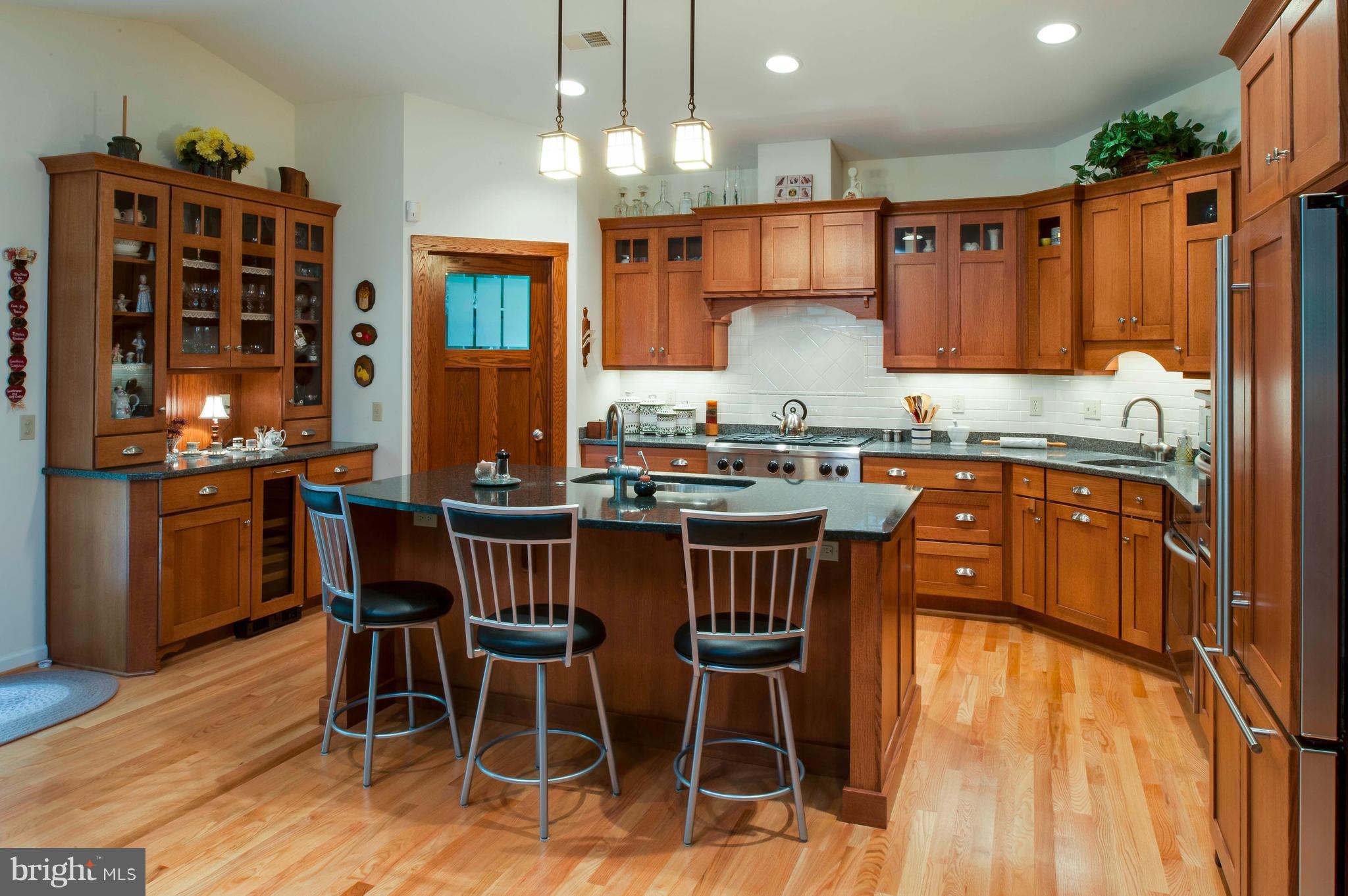 47 Cedar Road Severna Park, MD 21146 - Photo 2 of 30 Gorgeous Cabinets and Granite Countertops