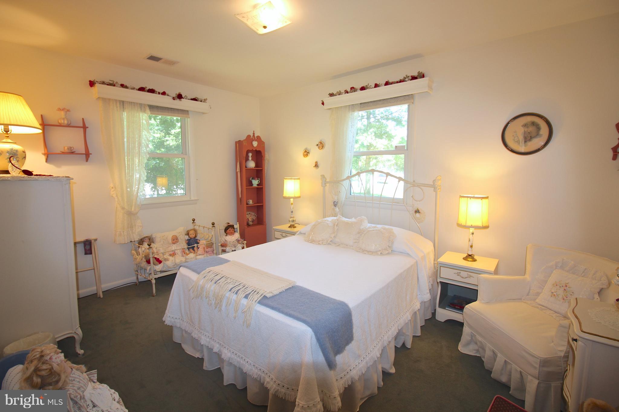 47 Cedar Road Severna Park, MD 21146 - Photo 20 of 30 Bedroom 2