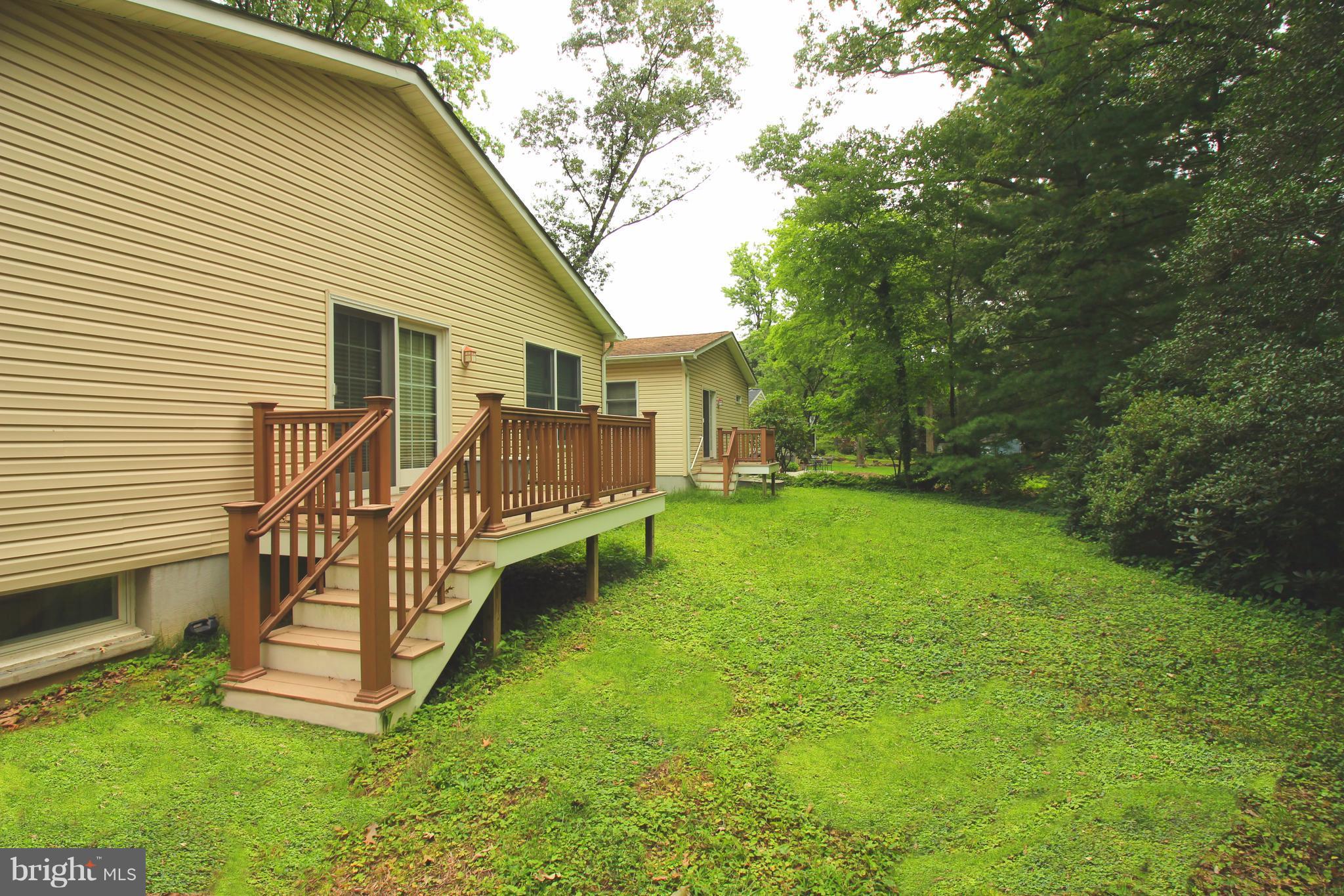 47 Cedar Road Severna Park, MD 21146 - Photo 30 of 30 Exterior with Trex Decks