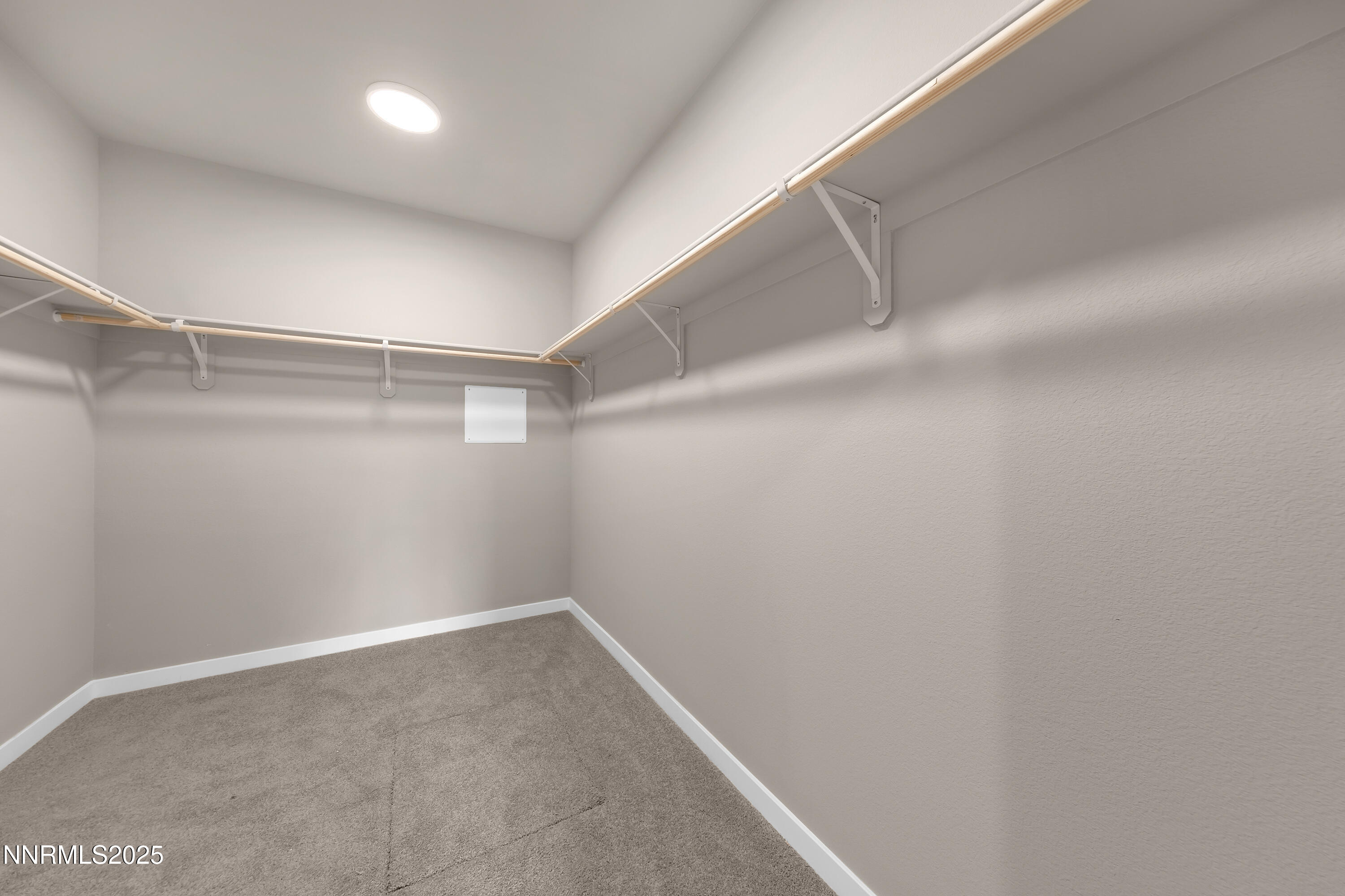 1460 Copper Point Circle Reno, NV 89519 - Photo 20 of 30 Copperpoint1460-031