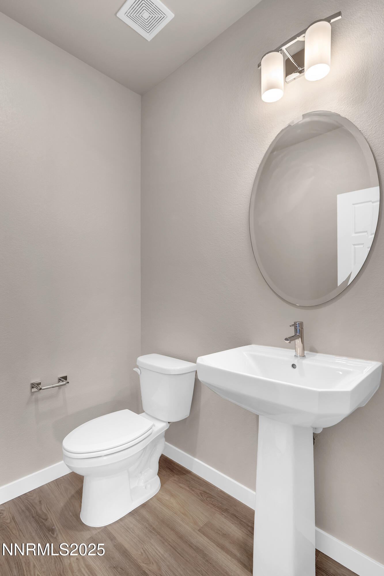 1460 Copper Point Circle Reno, NV 89519 - Photo 22 of 30 Copperpoint1460-038