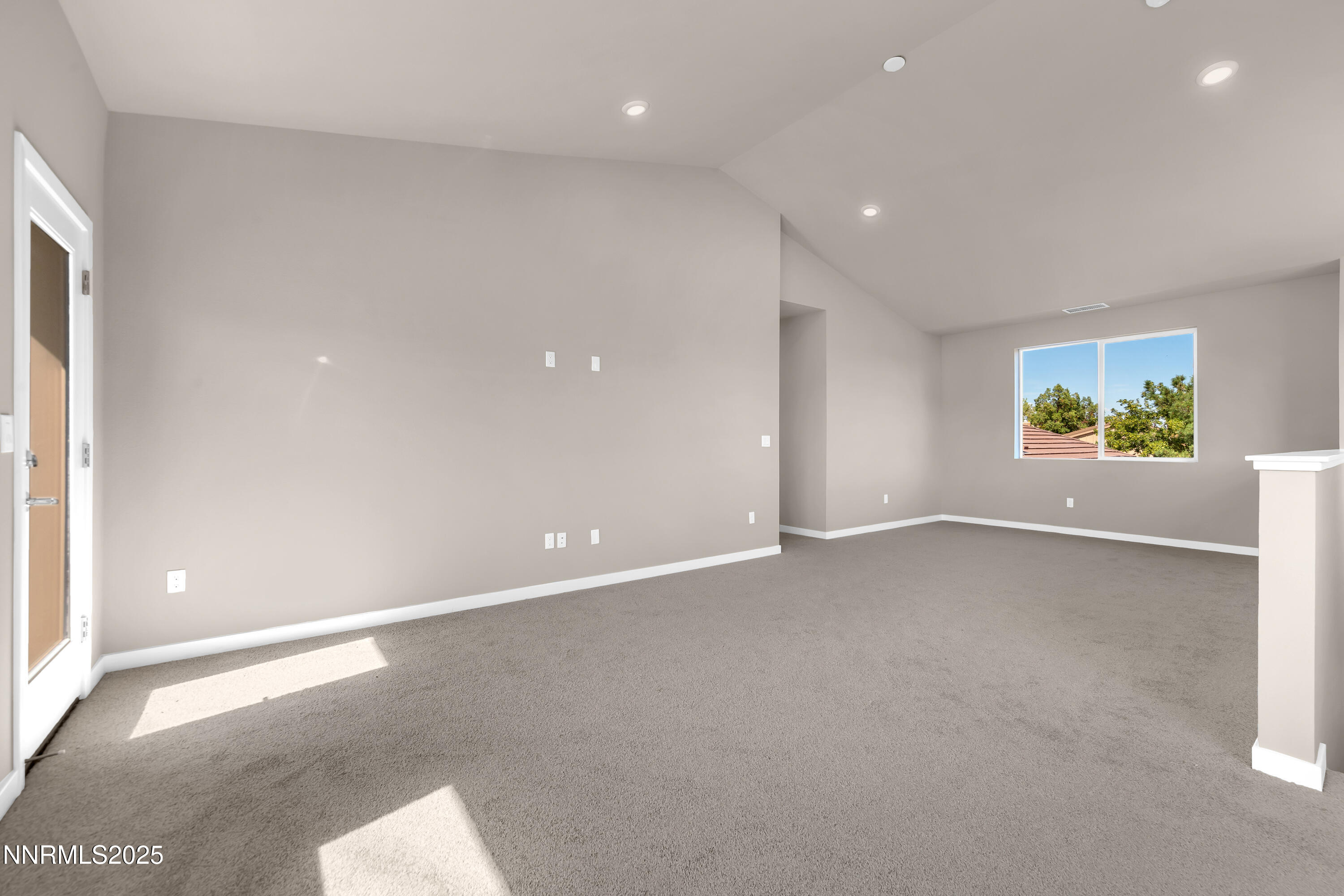 1460 Copper Point Circle Reno, NV 89519 - Photo 24 of 30 Copperpoint1460-021