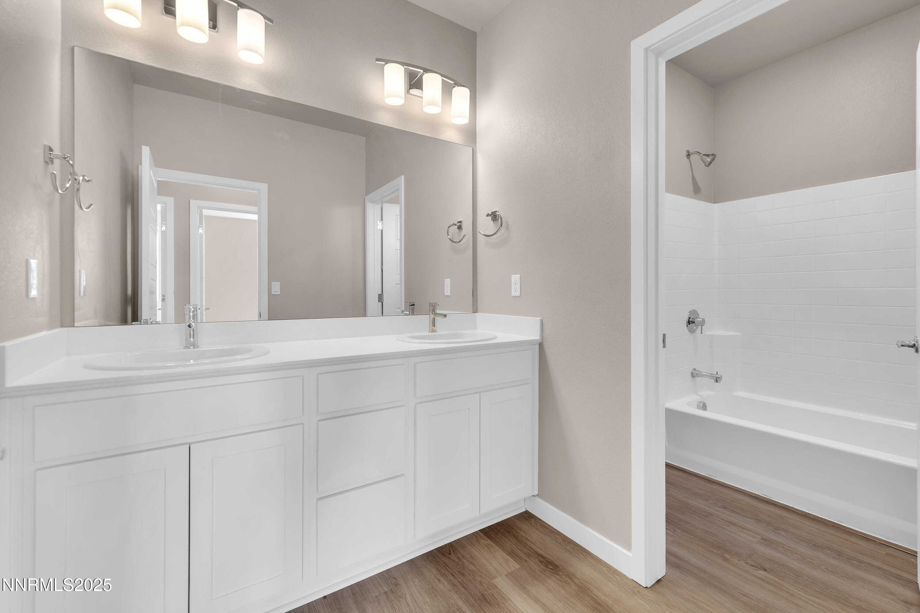 1460 Copper Point Circle Reno, NV 89519 - Photo 27 of 30 Copperpoint1460-026