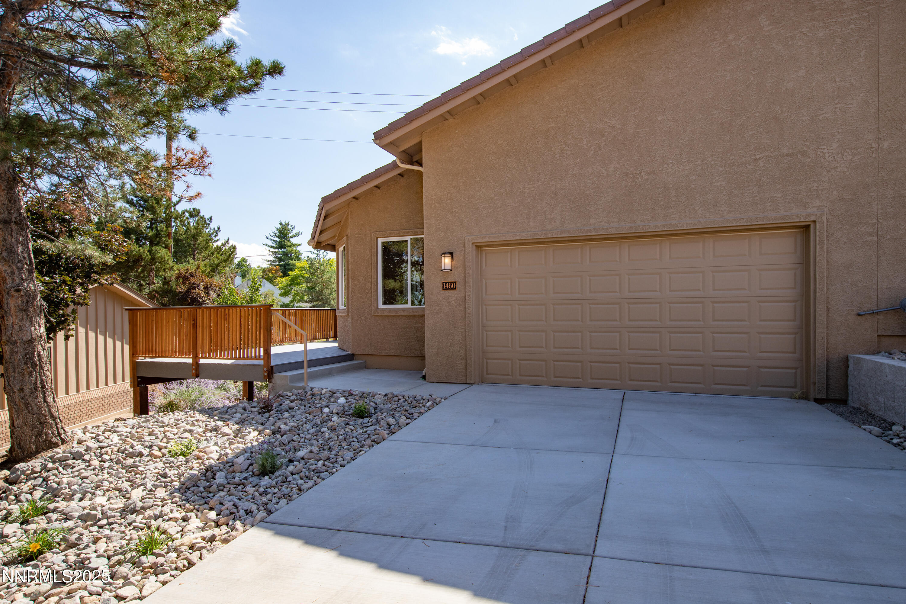 1460 Copper Point Circle Reno, NV 89519 - Photo 3 of 30 Copperpoint1460-002