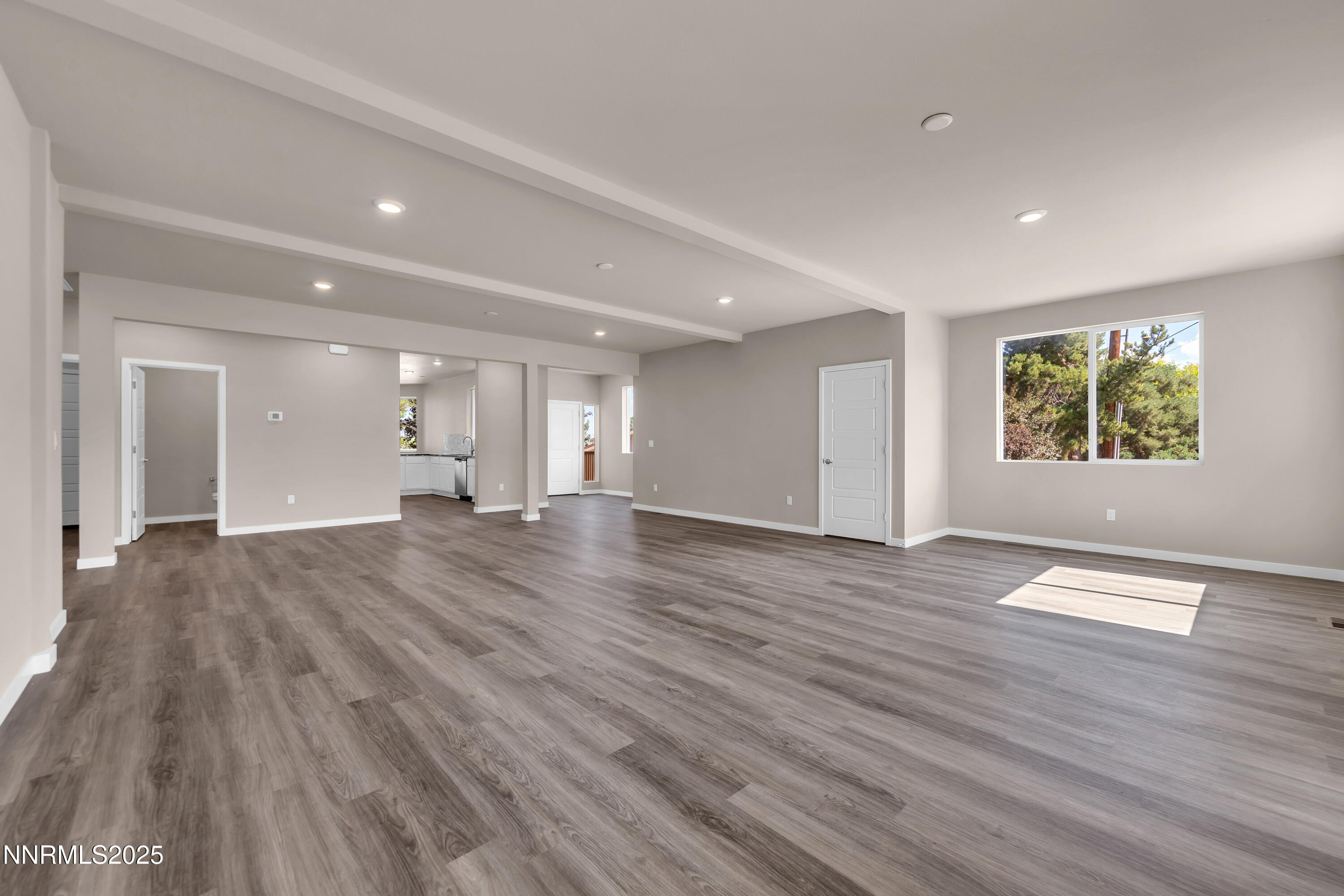 1460 Copper Point Circle Reno, NV 89519 - Photo 8 of 30 Copperpoint1460-007