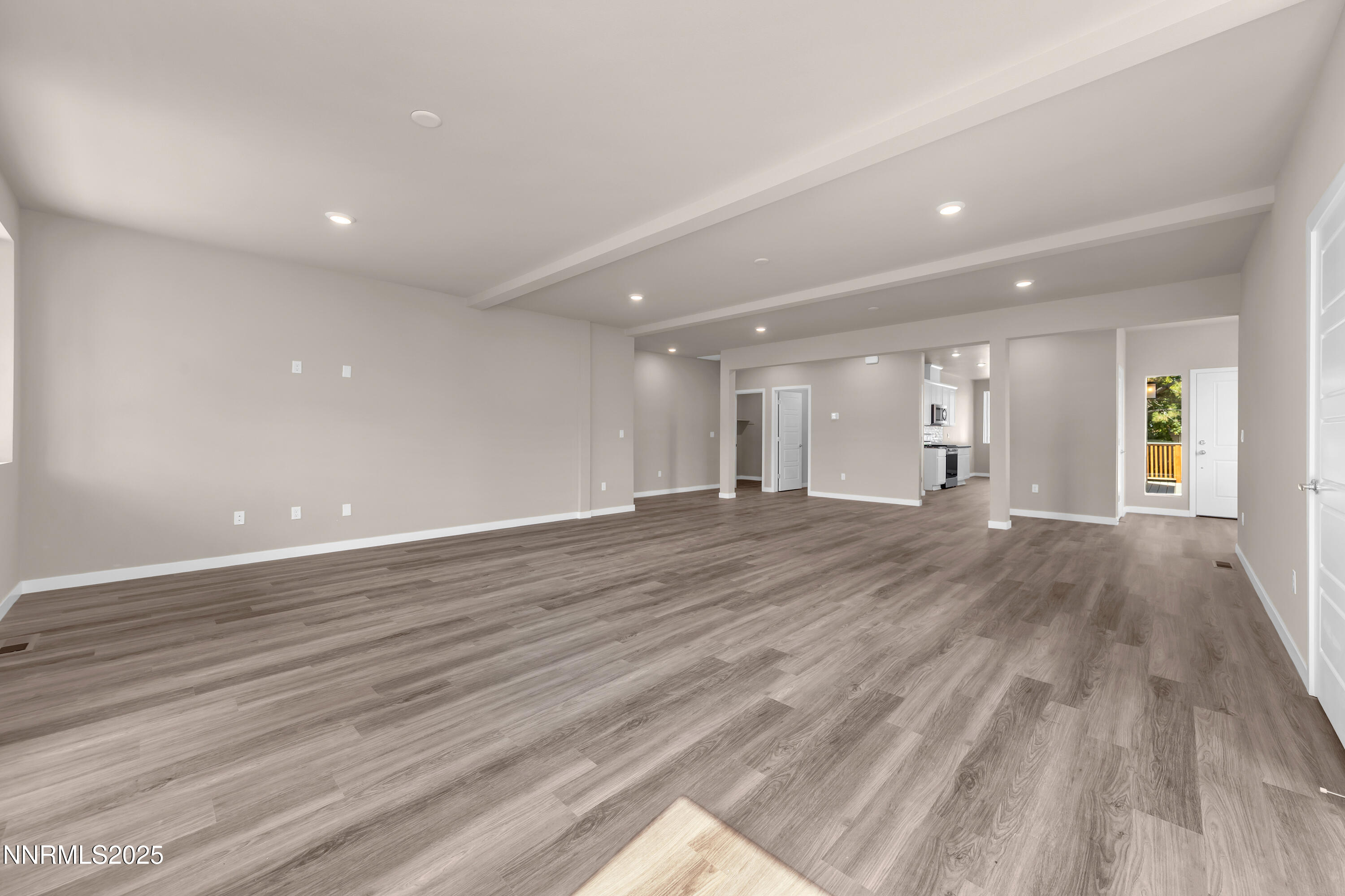 1460 Copper Point Circle Reno, NV 89519 - Photo 9 of 30 Copperpoint1460-008