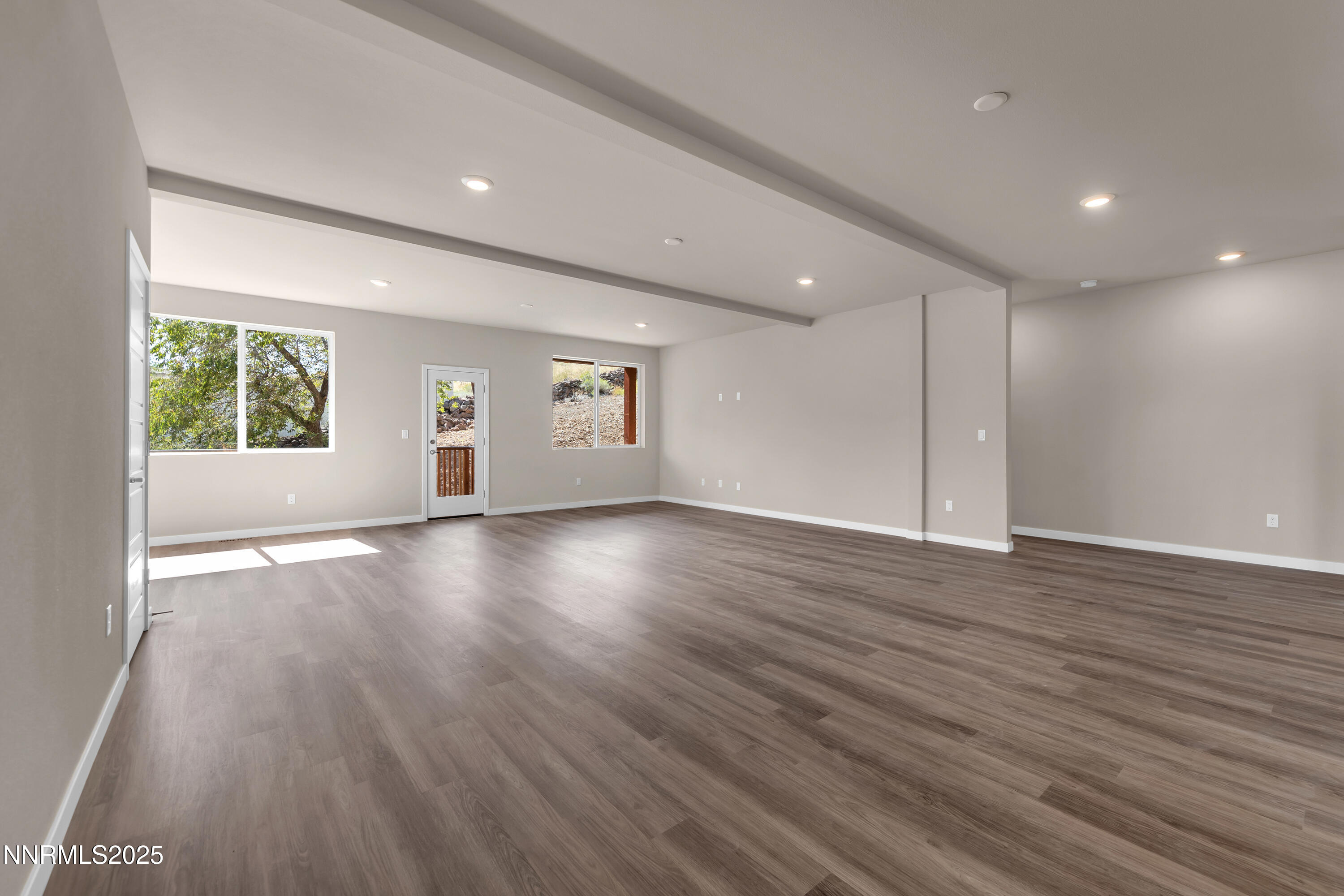 1460 Copper Point Circle Reno, NV 89519 - Photo 10 of 30 Copperpoint1460-009