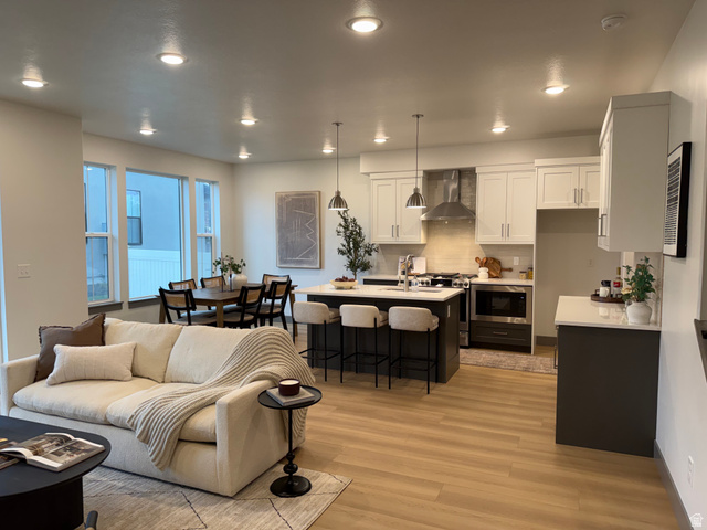 8087 South 615 East, Unit 3 Sandy, UT 84070 - Photo 4 of 23 Living room