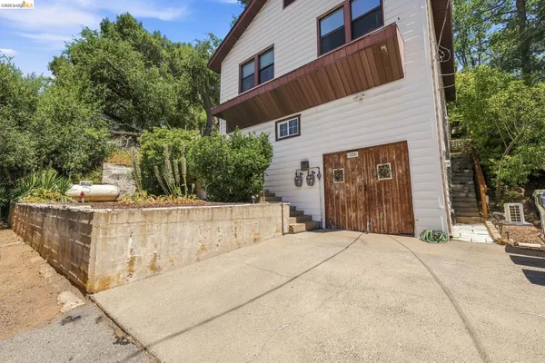 $525,000 | 105 Upper Sunset Drive, Sonora, CA 95370