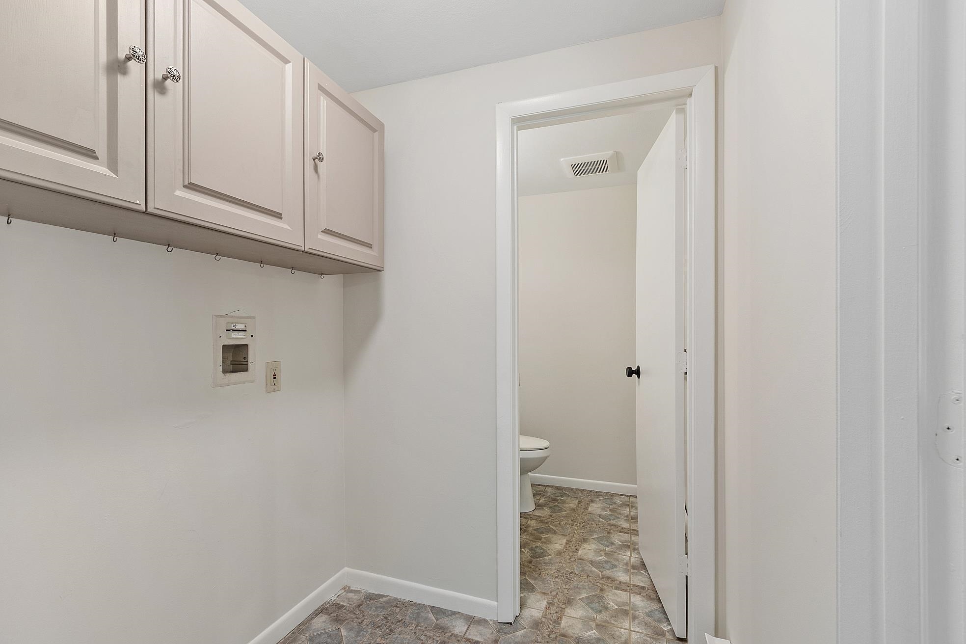5 Rutledge Road, Unit 5 Plaistow, NH 03865 - Photo 12 of 40 Gallery Image 12