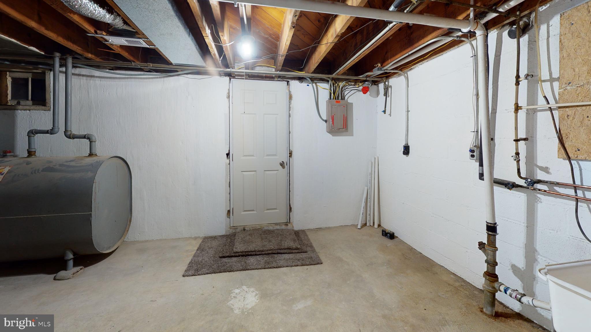 5731 Maplehill Road Baltimore, MD 21239 - Photo 28 of 31 Laundry Hook-up