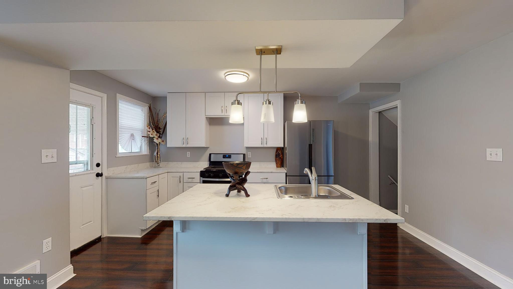5731 Maplehill Road Baltimore, MD 21239 - Photo 4 of 31 Kitchen