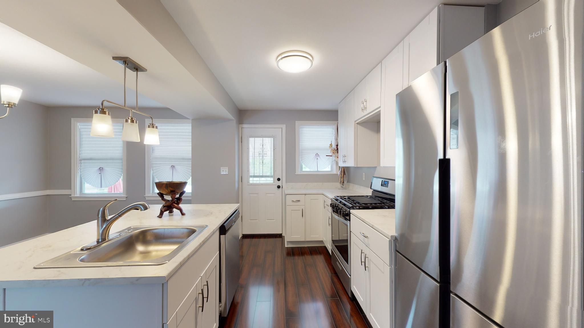 5731 Maplehill Road Baltimore, MD 21239 - Photo 7 of 31 Kitchen