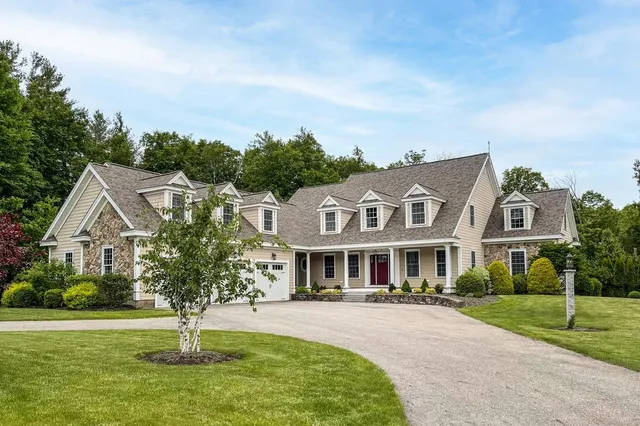 $1,520,000 | 17 Winslow Drive, Atkinson, NH 03811