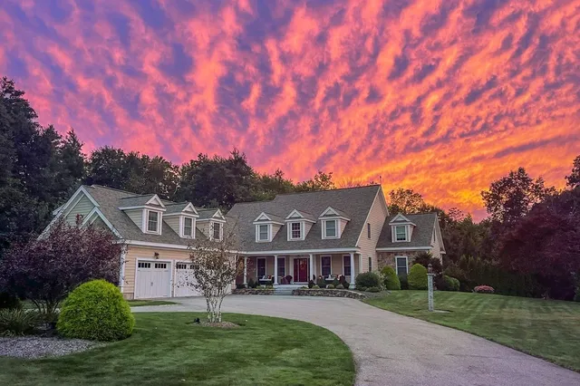 $1,520,000 | 17 Winslow Drive, Atkinson, NH 03811