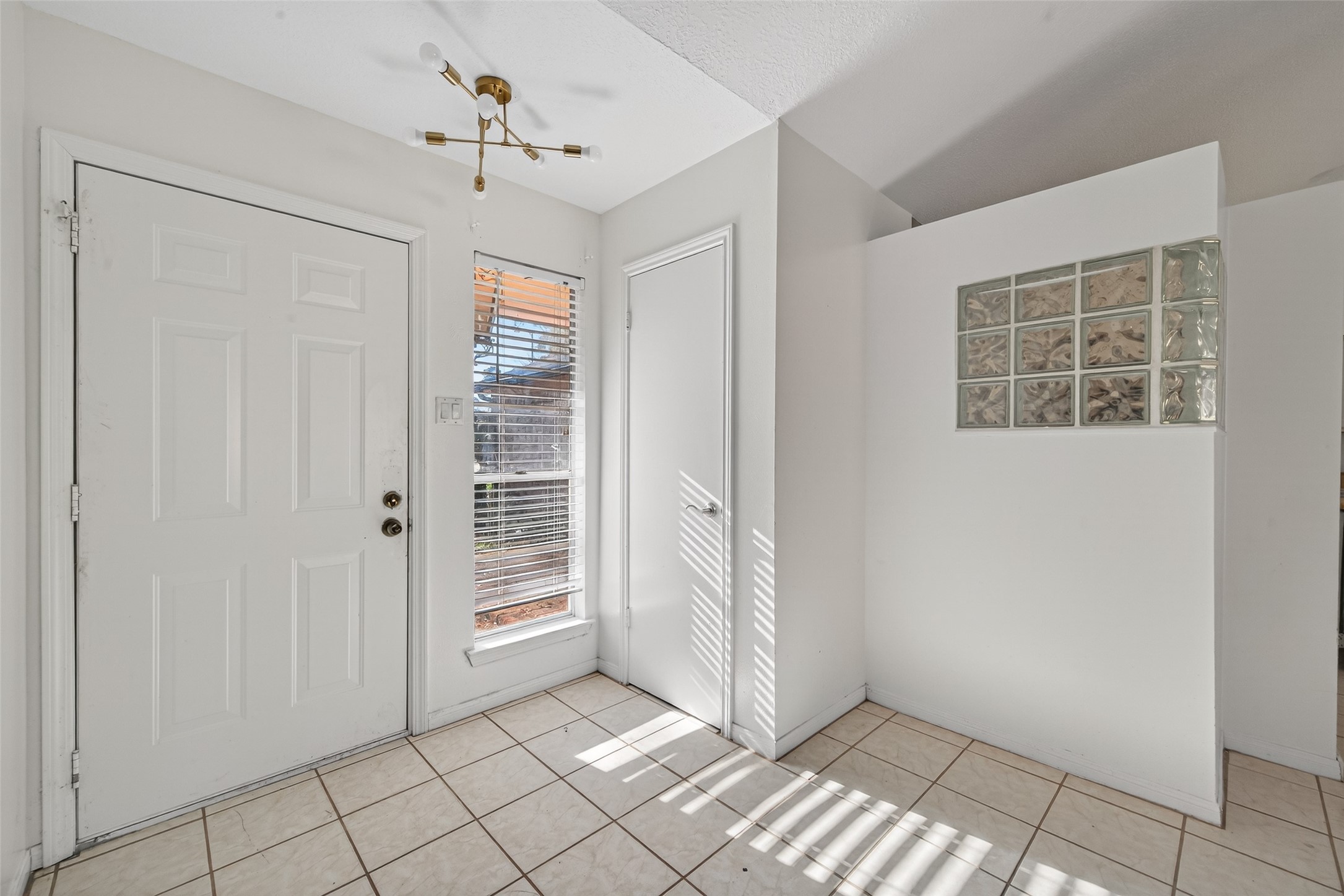 22723 Timber Dust Circle Spring, TX 77373 - Photo 8 of 49