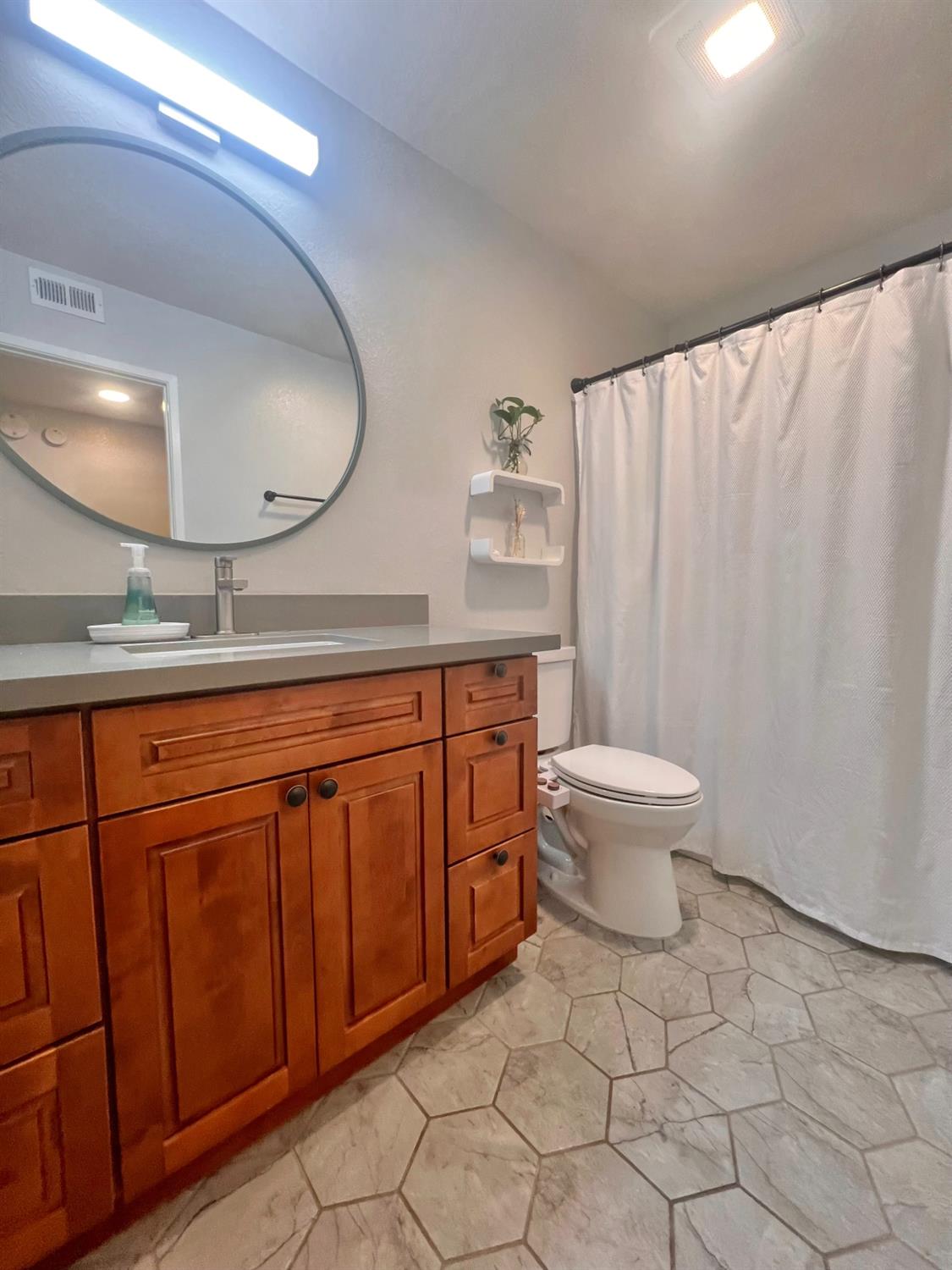 130 Reflections Drive, Unit 14 San Ramon, CA 94583 - Photo 3 of 13