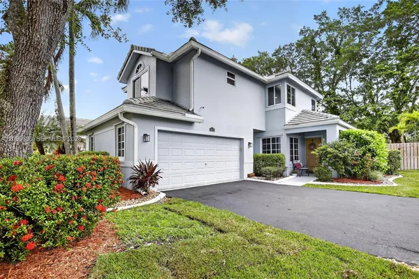 $624,000 | 8815 Woodside Court, Davie, FL 33328