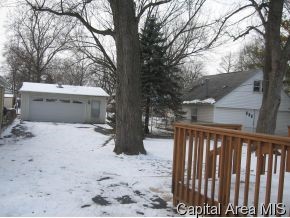 3033 South 13th Street Springfield, IL 62703 - Photo 2 of 9