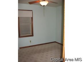3033 South 13th Street Springfield, IL 62703 - Photo 8 of 9