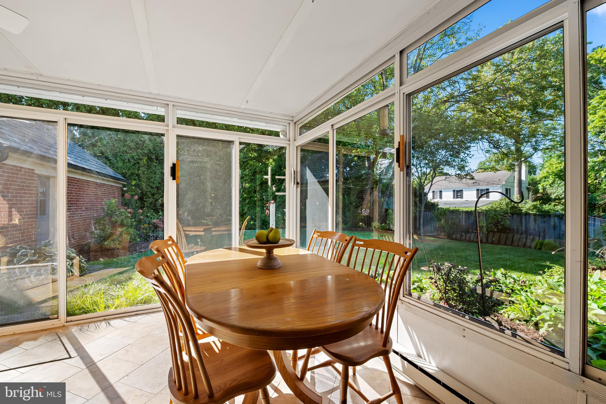 5902 Meadowood Road Baltimore, MD 21212 - Photo 29 of 81 Sun porch