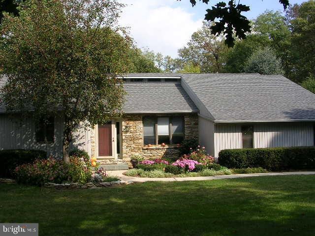 5 Deerfield Road Lancaster, PA 17603 - Photo 2 of 24 Gallery Image 2