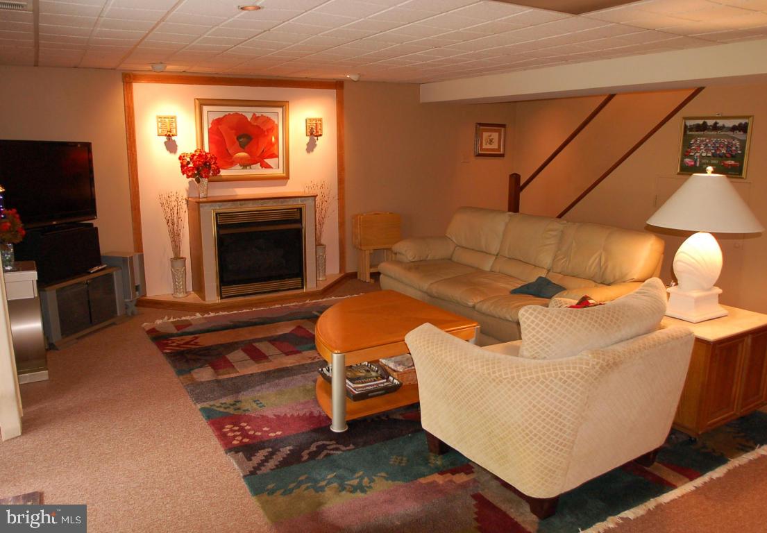5 Deerfield Road Lancaster, PA 17603 - Photo 19 of 24 Gallery Image 19