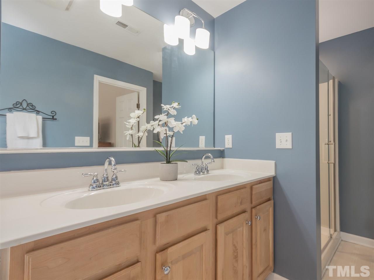 230 Inkster Cove Raleigh, NC 27603 - Photo 16 of 25
