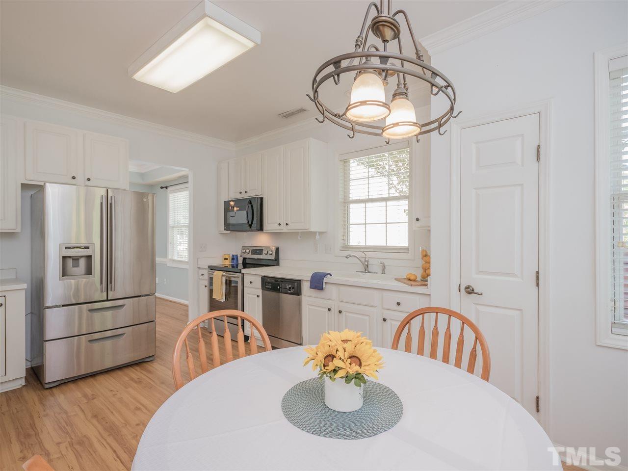 230 Inkster Cove Raleigh, NC 27603 - Photo 10 of 25