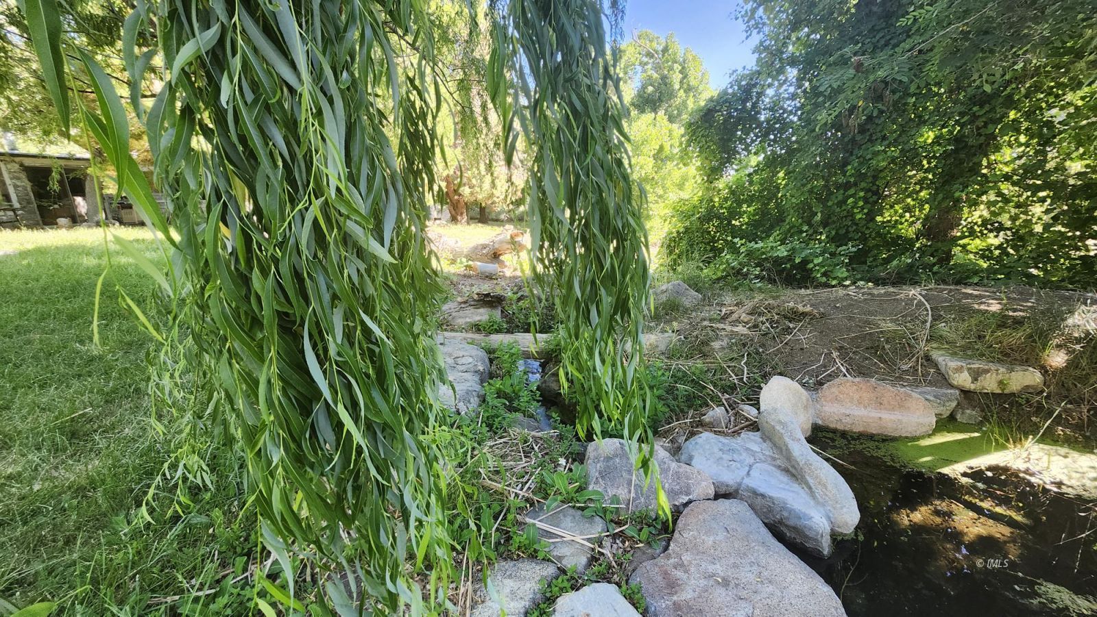 1915 Sage Flats Drive Olancha, CA 93549 - Photo 25 of 34 a view of yard with green space