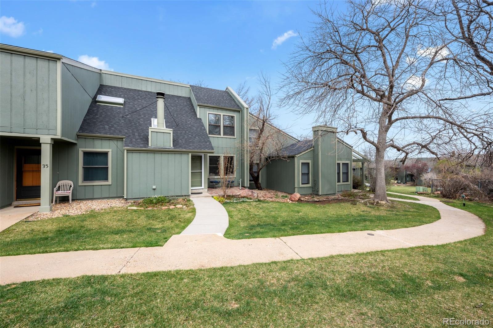 34 Benthaven Place Boulder, CO 80305 - Photo 38 of 40 a view of a yard in front of house